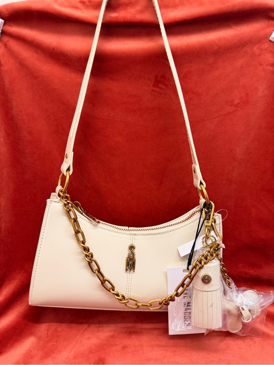 Steve Madden Handbags - Steve Madden Cream Shoulder Bag with Gold Chain